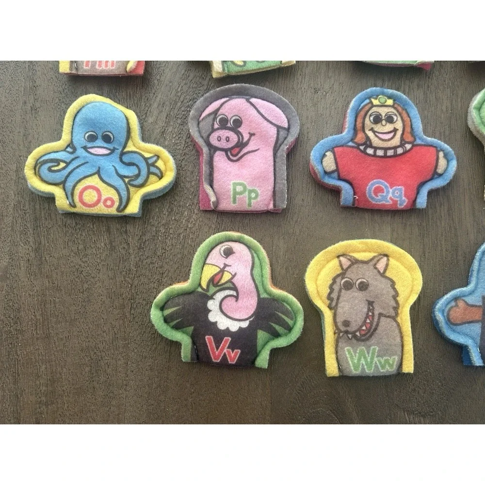 Vintage‎ Lakeshore Toys To Grow On Alphabet Finger Puppets Educational Rare